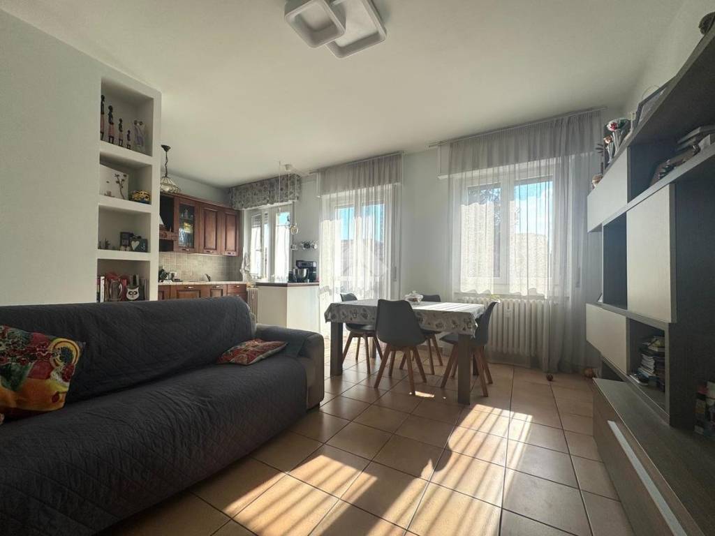 appartamento in vendita a Rescaldina