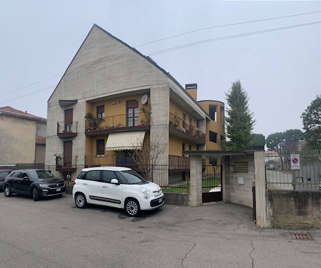 appartamento in vendita a Rescaldina