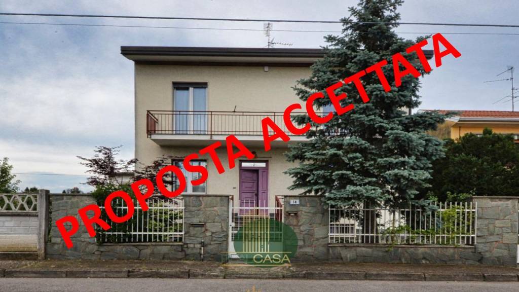 casa indipendente in vendita a Rescaldina