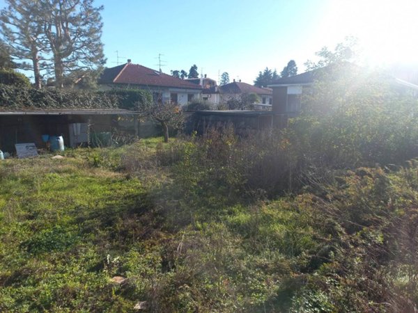 casa indipendente in vendita a Rescaldina in zona Rescalda