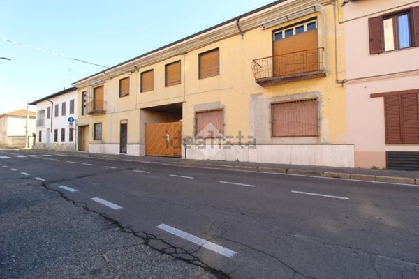 casa indipendente in vendita a Rescaldina