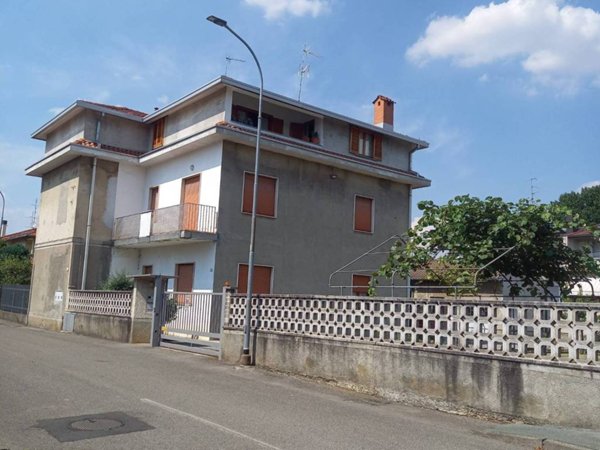 appartamento in vendita a Rescaldina