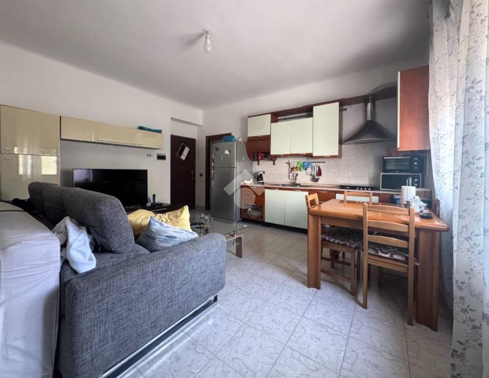 casa indipendente in vendita a Rescaldina in zona Ravello