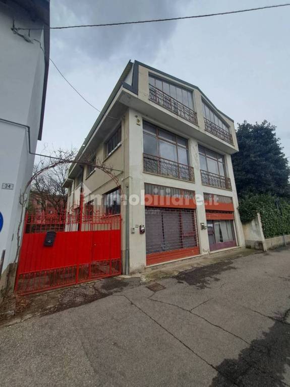 negozio in vendita a Rescaldina