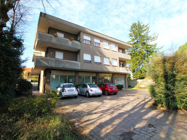 casa indipendente in vendita a Rescaldina in zona Rescalda