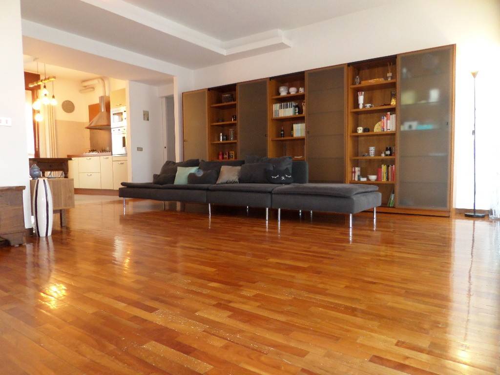 appartamento in vendita a Rescaldina in zona Rescalda