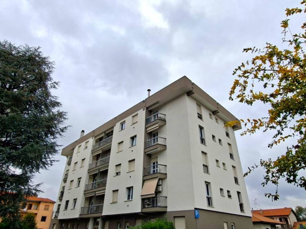 appartamento in vendita a Rescaldina