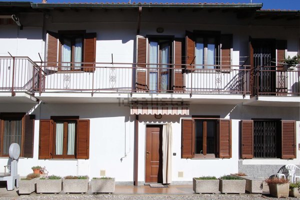 appartamento in vendita a Rescaldina in zona Rescalda