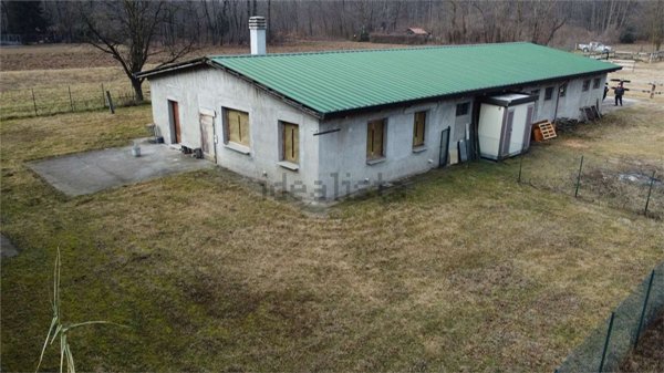 capannone in vendita a Rescaldina in zona Rescalda