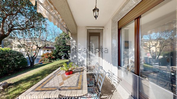 casa indipendente in vendita a Rescaldina