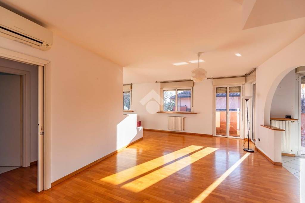 appartamento in vendita a Rescaldina