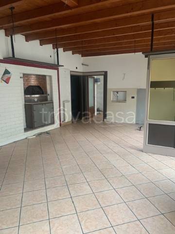 negozio in vendita a Rescaldina