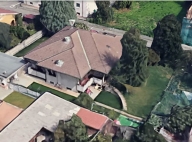 casa indipendente in vendita a Rescaldina