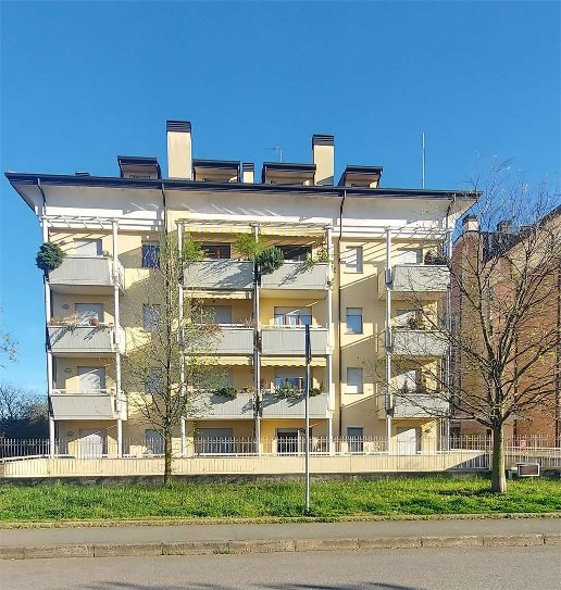 appartamento in vendita a Rescaldina in zona Rescalda