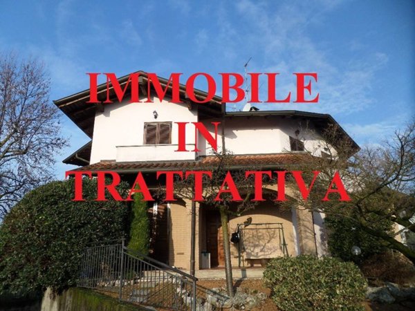 casa indipendente in vendita a Rescaldina in zona Rescalda