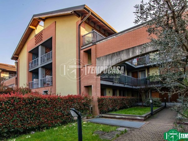 appartamento in vendita a Rescaldina