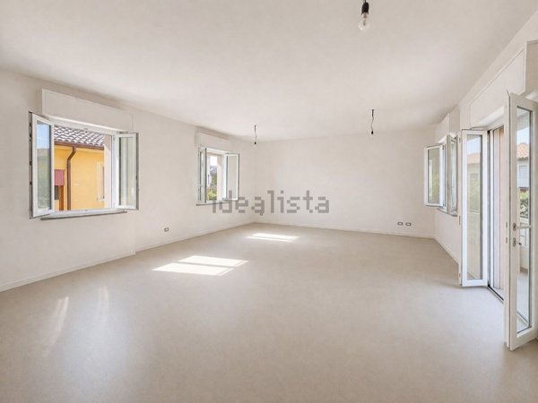 casa indipendente in vendita a Rescaldina