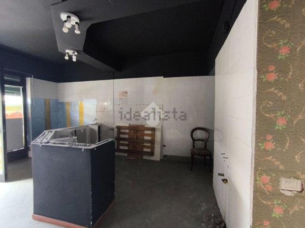 negozio in vendita a Rescaldina