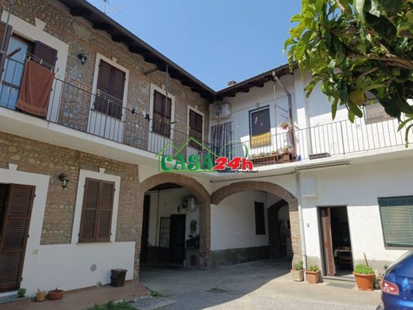 casa indipendente in vendita a Rescaldina