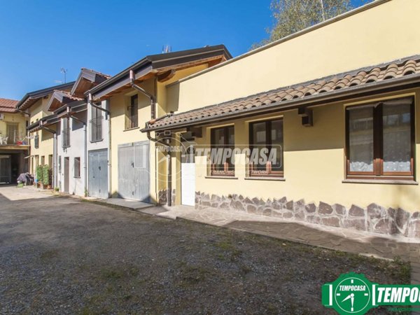appartamento in vendita a Rescaldina in zona Ravello