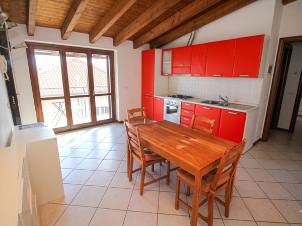 appartamento in vendita a Rescaldina in zona Ravello