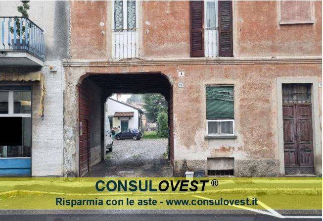 casa indipendente in vendita a Rescaldina in zona Ravello