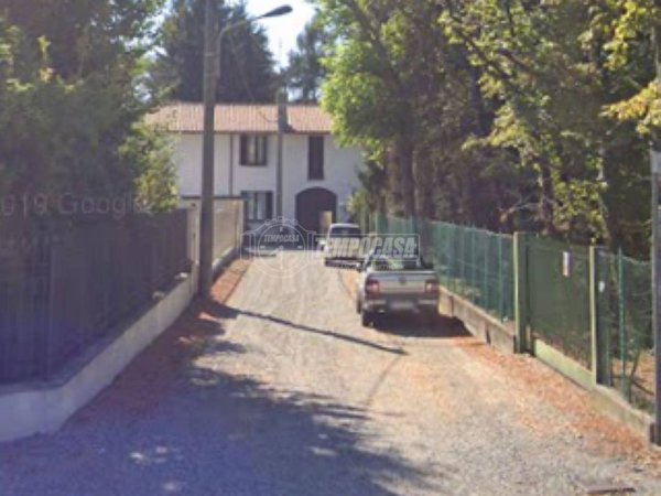 appartamento in vendita a Rescaldina in zona Ravello
