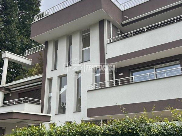 appartamento in vendita a Rescaldina in zona Ravello