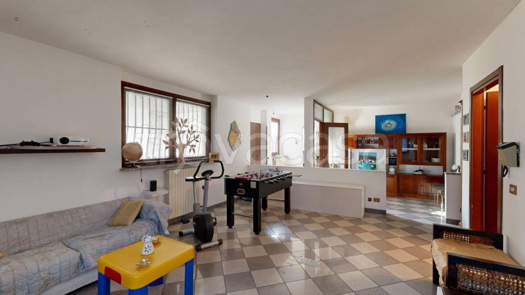 appartamento in vendita a Rescaldina in zona Ravello