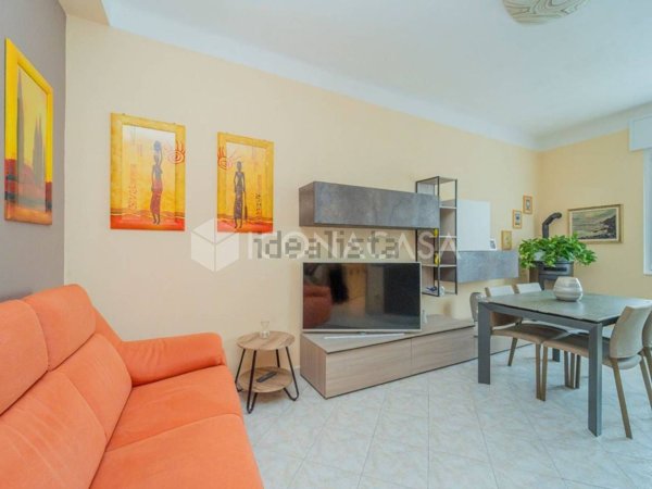 appartamento in vendita a Rescaldina in zona Rescalda