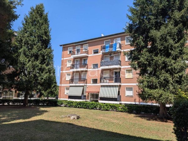 appartamento in vendita a Rescaldina in zona Rescalda