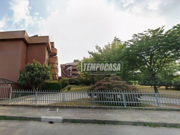 appartamento in vendita a Rescaldina in zona Ravello