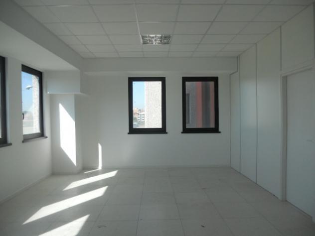 ufficio in vendita a Rho