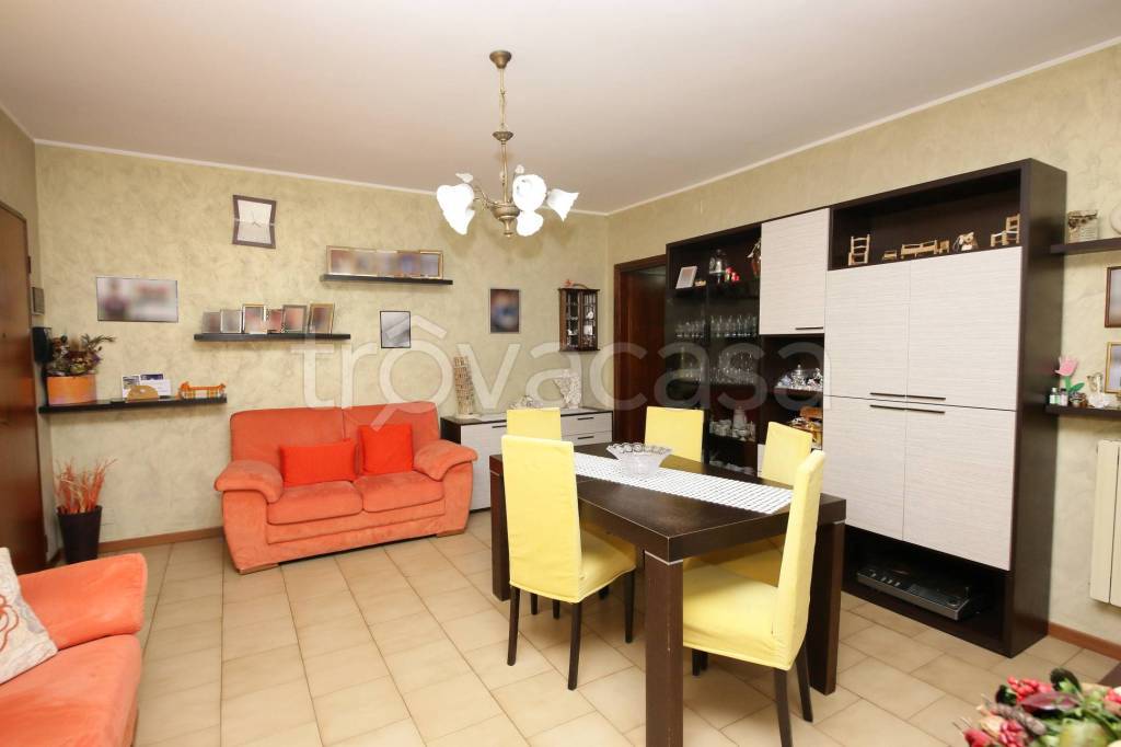 appartamento in vendita a Rho