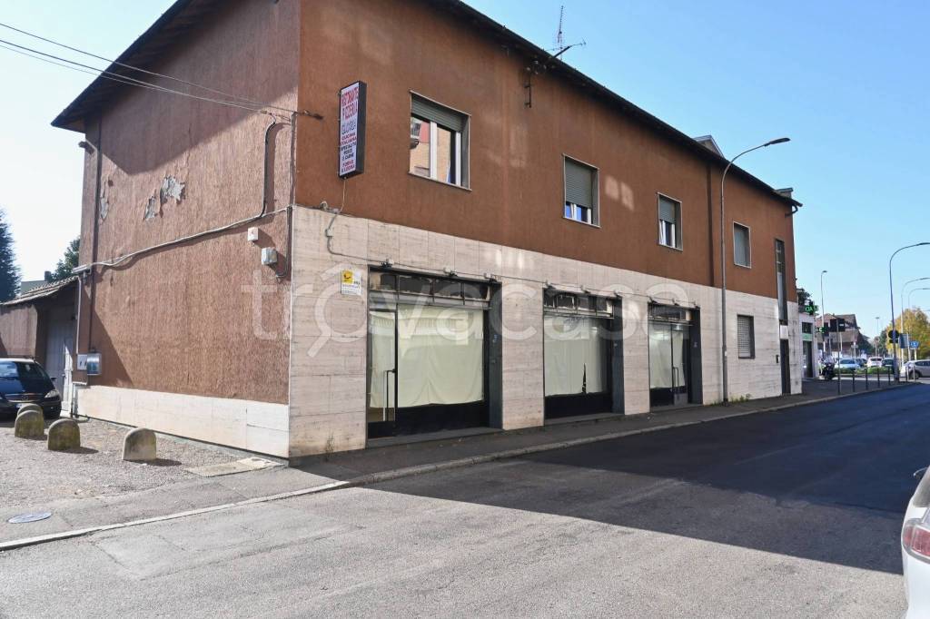 casa indipendente in vendita a Rho