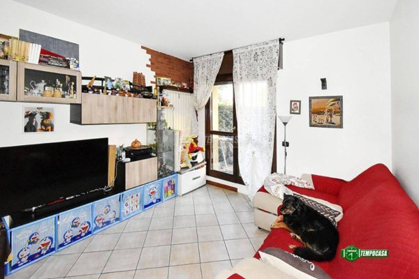 appartamento in vendita a Rho in zona Terrazzano