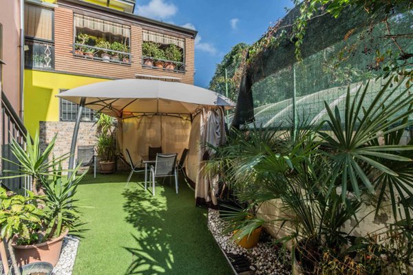 casa indipendente in vendita a Rho