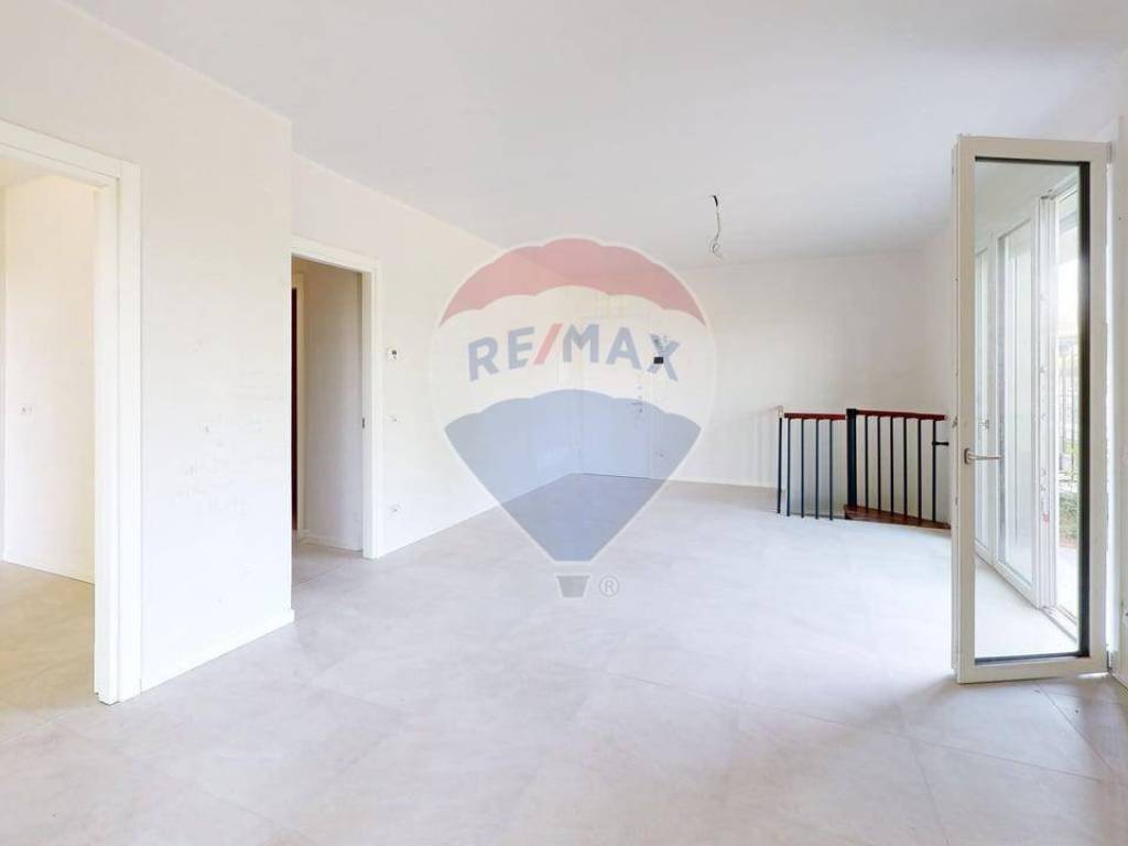 appartamento in vendita a Rho in zona Mazzo