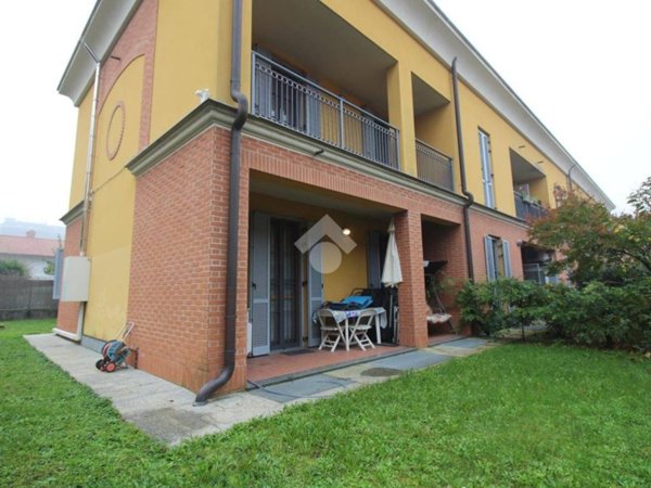casa indipendente in vendita a Rho in zona Mazzo