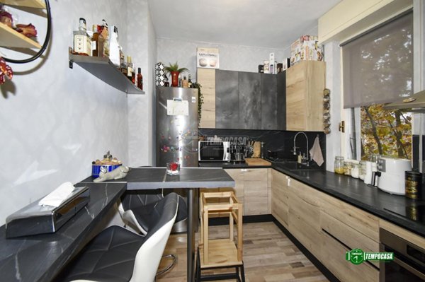 appartamento in vendita a Rho in zona Passirana