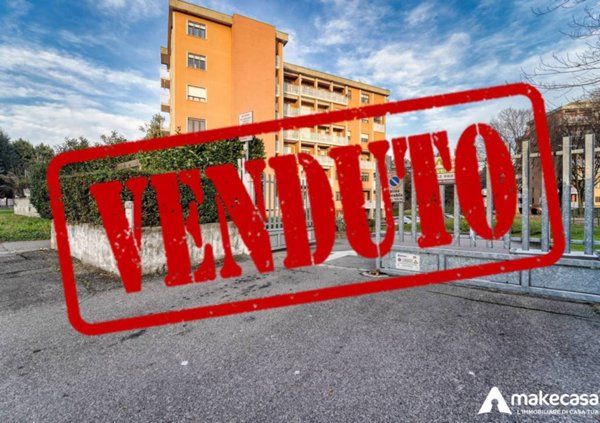 appartamento in vendita a Rho in zona Terrazzano