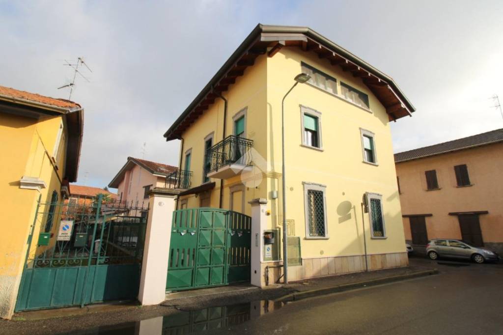 appartamento in vendita a Rho