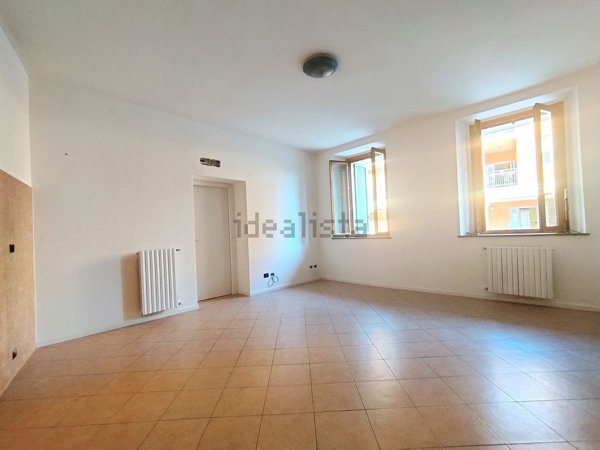 appartamento in vendita a Rho in zona Mazzo
