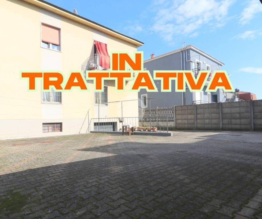 casa indipendente in vendita a Rho