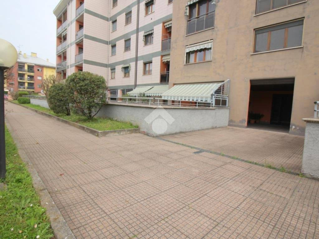 appartamento in vendita a Rho