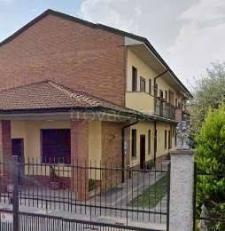 appartamento in vendita a Rho in zona Passirana