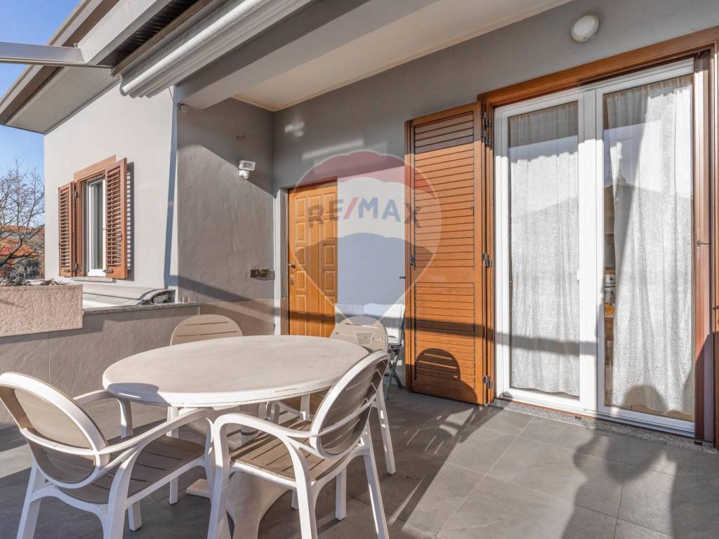 casa indipendente in vendita a Rho
