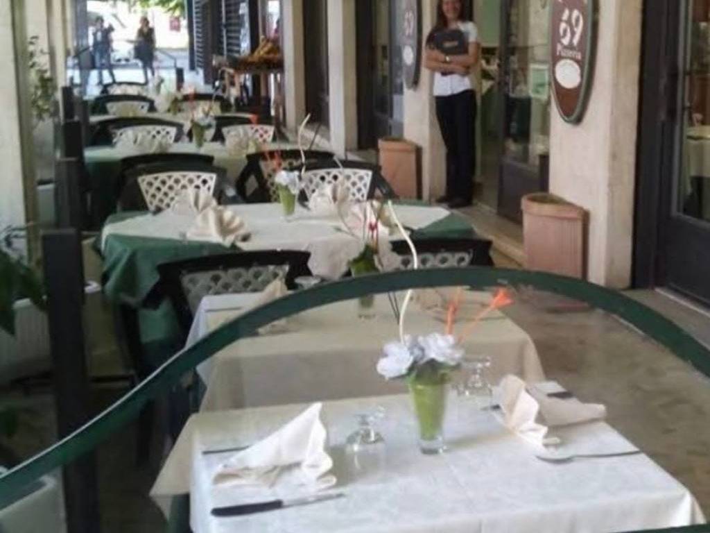 negozio in vendita a Rho