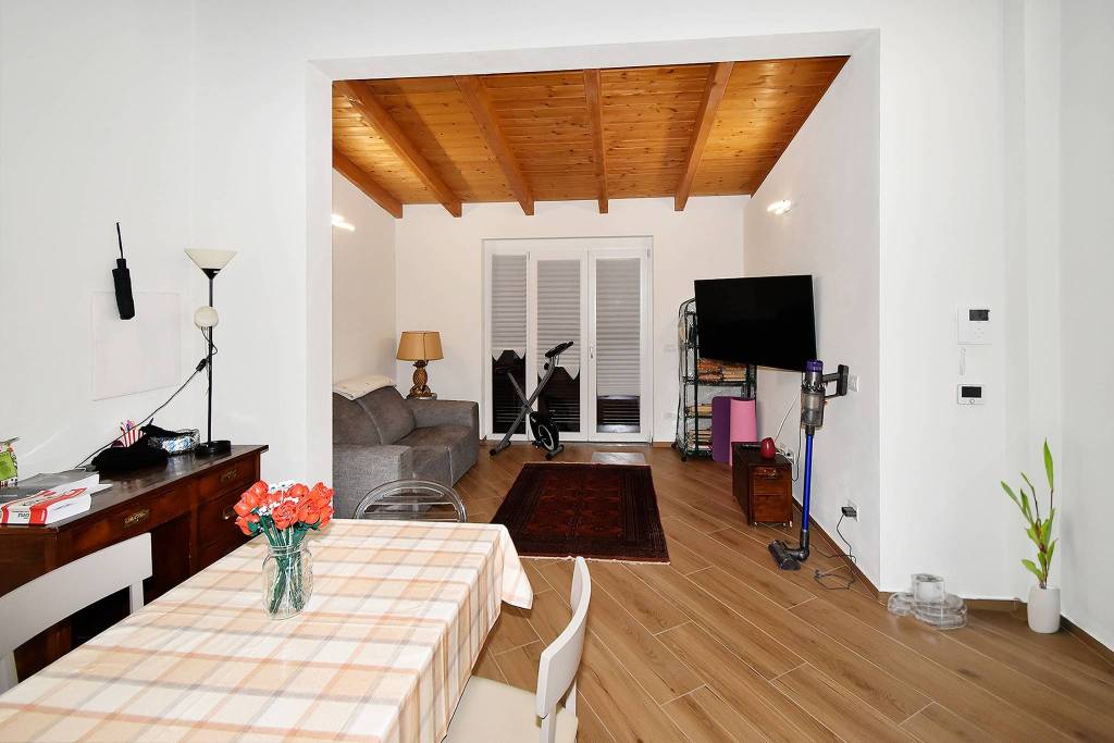casa indipendente in vendita a Rho