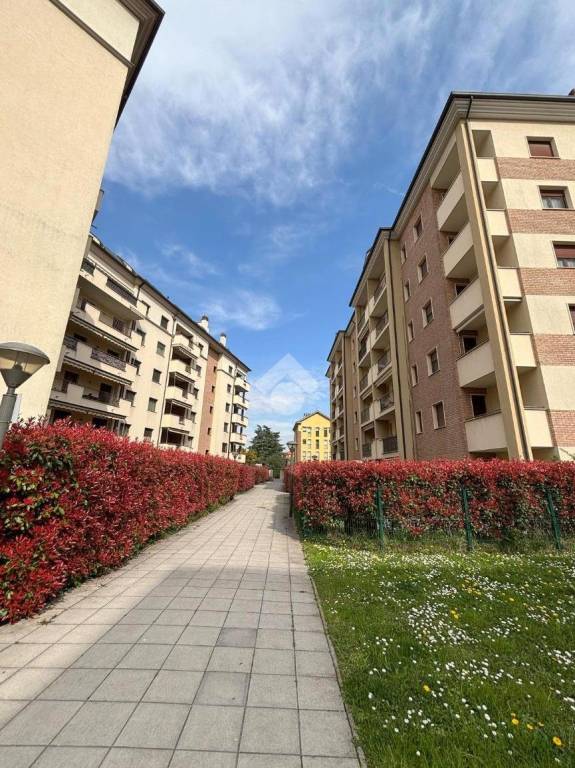 appartamento in vendita a Rho
